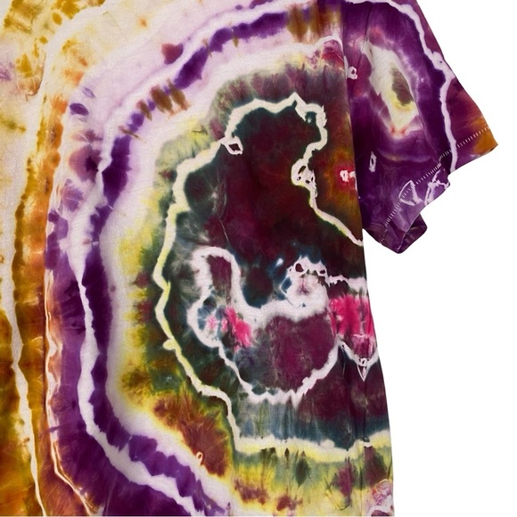 Handmade Geode Tie Dye Tee Womens Size Medium Colorful Tshirt Shirt Cotton SS - Picture 5 of 9